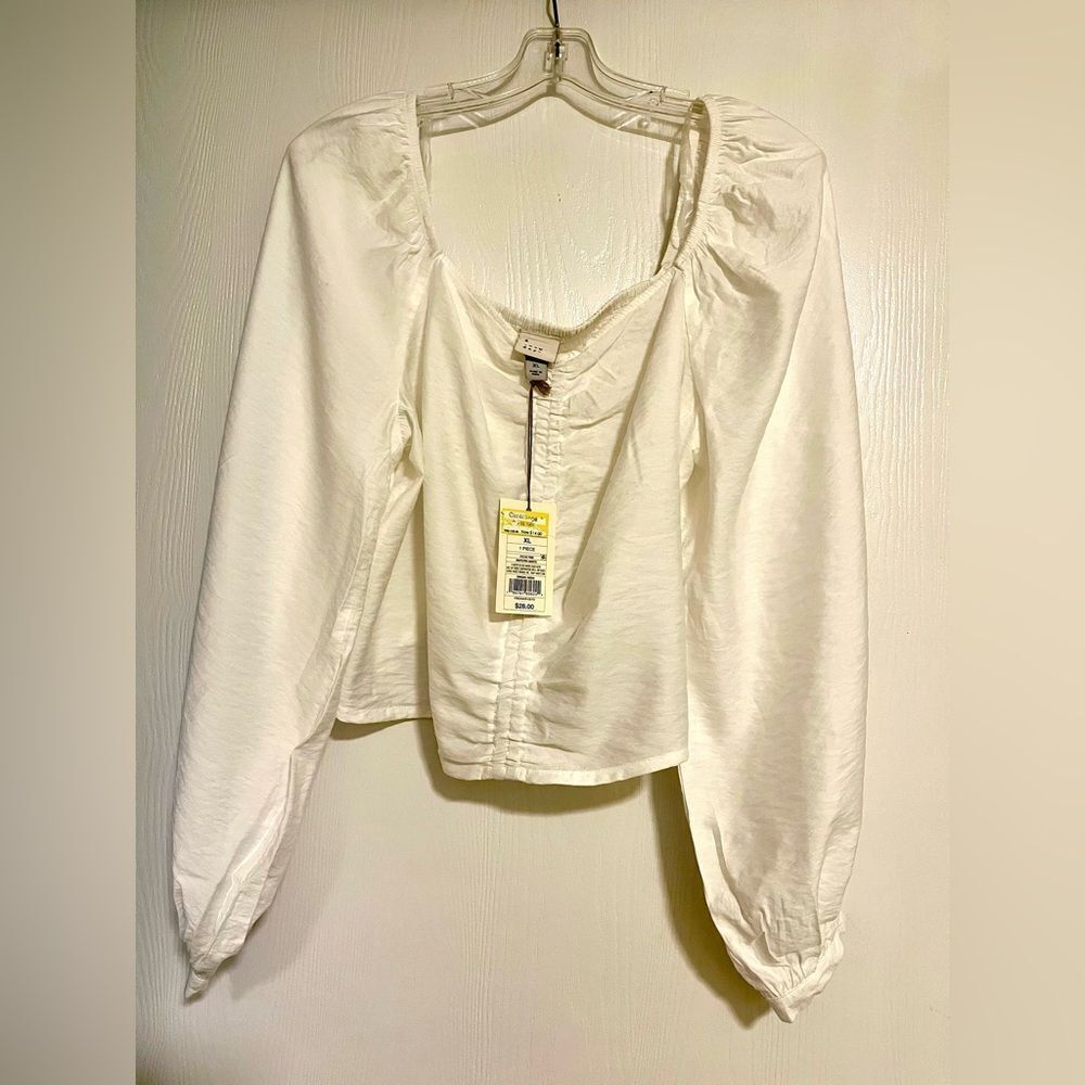 A new Day NWT top.